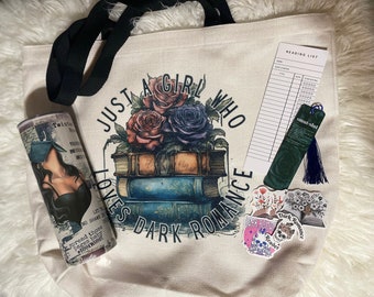 Pacote Dark Romance com copo, camiseta moralmente cinza, marcador de páginas obscenas, marcador de metal e adesivos, Haunting Adeline, booktok, prados