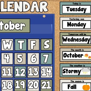 Zakkaartkalender in eucalyptuskleuren met weer-, seizoen-, maand- en dagweergave
