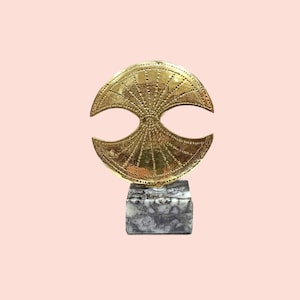 Shield of Achilles - Hero of Trojan War - The greatest of all the Greek Warriors - The central character of Homer&#39;s Iliad  - Bronze