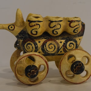 アンフォラ付き牛車 - アティルマ - 子供のおもちゃ - アテネ、紀元前 500 年 - レプリカ - 陶器の工芸品