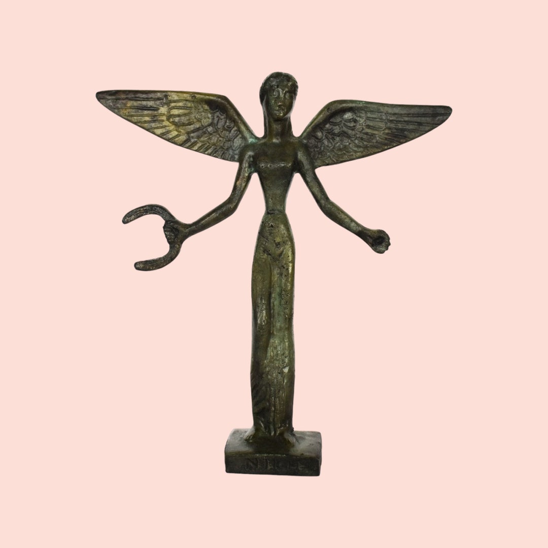 Of Victory Nike Greek God Nike Facts Greek Mythology What Does The