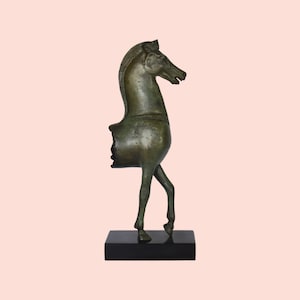Statue of a Horse - Front part of a horse statue found east of the Erechtheion in 1887 - Acropolis Museum - Replica - Bronze