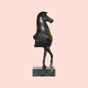 Statue of a Horse - Front part of a horse statue found east of the Erechtheion in 1887 - Acropolis Museum - Replica - Bronze