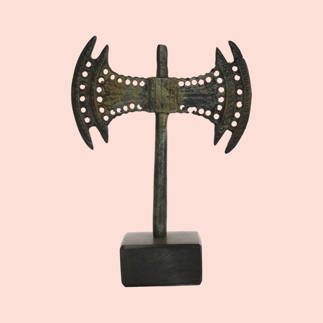 Le Labrys Minoan Double Axe-labrys - Worship Symbol of Mother Earth or Great ...