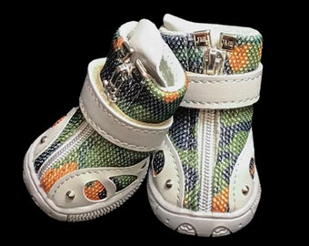Dog Boots That Stay On | Green Camo Waterproof Non-Slip Dog Shoes, All Weather Paw Protection (Set of 4)