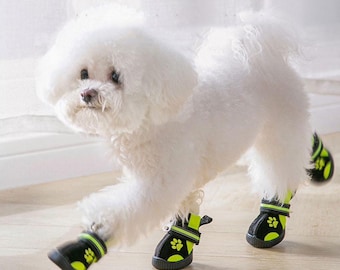 Large Dog Boots That Stay On – Waterproof Non-Slip Paw Protection, Set of 4 (XXS–XL)