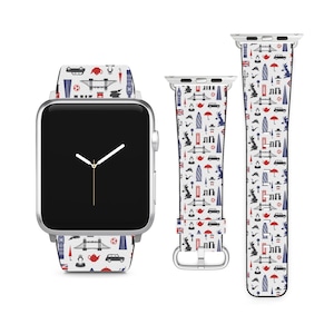 Pode incluir: Um Apple Watch branco com um mostrador preto e uma banda branca com um padrão temático de Londres. O padrão inclui ônibus vermelhos de dois andares, cabines telefônicas vermelhas, a bandeira da Union Jack e outros marcos de Londres.