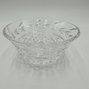 Waterford Crystal Glandore Round Finger Bowl Laurel Leaves Cut Glass 5 in Decor