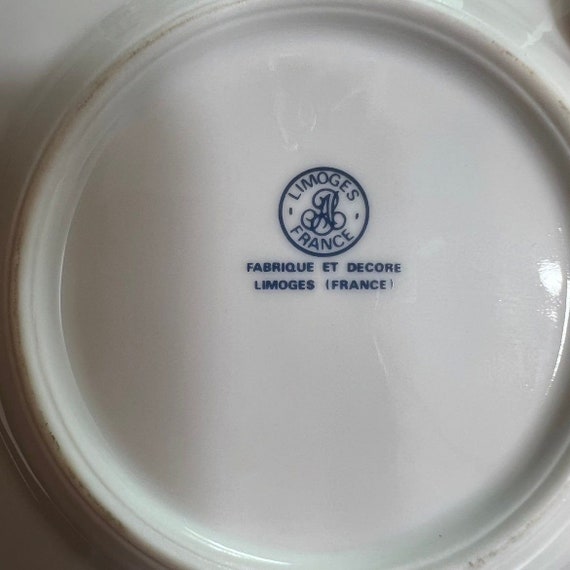 フランスの名門、リモージュ（Limoges）のミニチュア磁器3点セット フランスの名門、リモージュ（Limoges）のミニチュア磁器3点セット