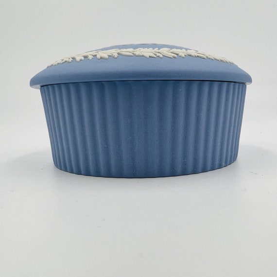 Wedgwood Trinket Box Jasperware Blue Lidded 1970s… - image 3