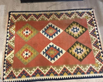 vintage kilim wool area rugs 81”L x 62” w geometric artistry