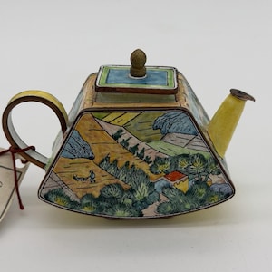 Kevin Chen Handmålat Landskap Med Plogman Emalj 382 Miniatyr Tekanna Coa