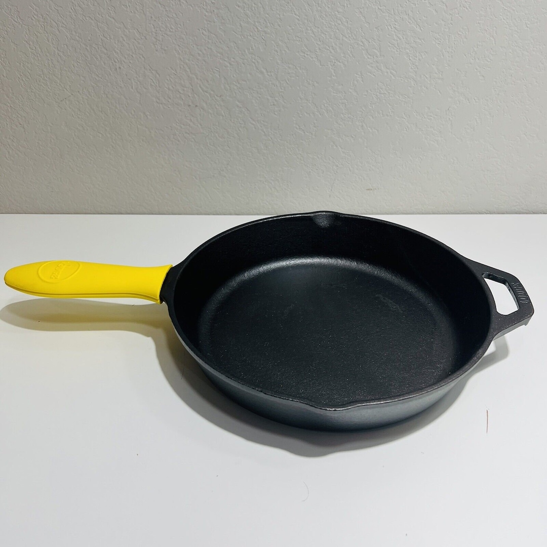 Lodge Cast Iron Skillet 8SK Frying Pan Made in USA Vintage Kitchen