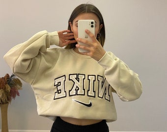nike vintage sweatshirt