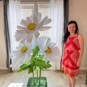 Giant Flowers, Stunning Daisy Flowers, Giant Paper Flowers, Large Standing Flowers, Flowers Backdrop, Birthday party Flower, Big Flowers