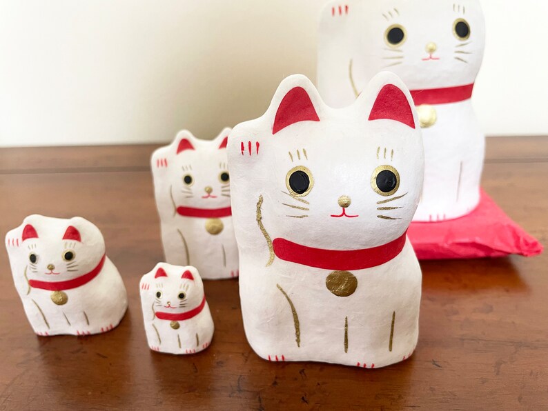 Japanese Lucky Cat Statue, Maneki Neko Nesting Doll, Beckoning Waving