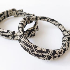 Kimono Bracelet, Japanese Chirimen Cord Bracelet, Sliding Knots