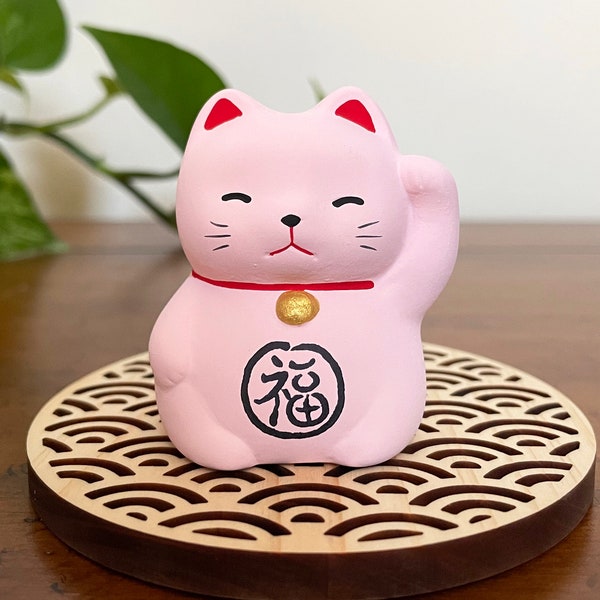 Pink Japanese Lucky Cat Statue, Maneki Neko for Love and Happiness, Beckoning Waving Cat Figurine, Good Luck Gift, Desk Decor, Made in Japan