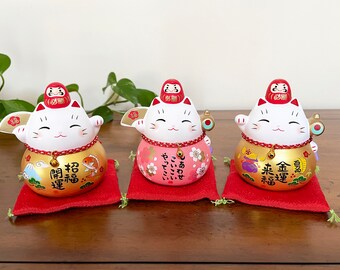 Japanese Lucky Cat Figurine: Maneki Neko, Daruma Doll