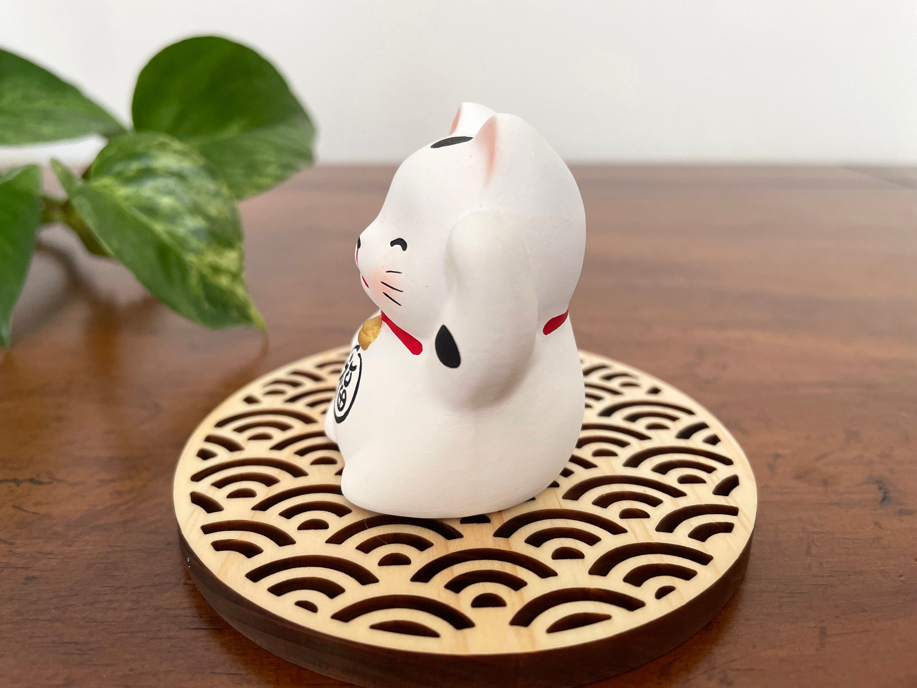 White Japanese Lucky Cat, Maneki Neko, Good Fortune Gift - Etsy Canada