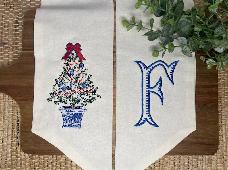 Chinoiserie Christmas Tree Wreath Sash
