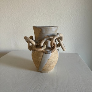 Ceramic Chain Vase Handmade Ceramic Vase, Sculptural Modern Vase, Flower Vase, Handmade Pottery, Home Decor Organic, D’Earth Pottery