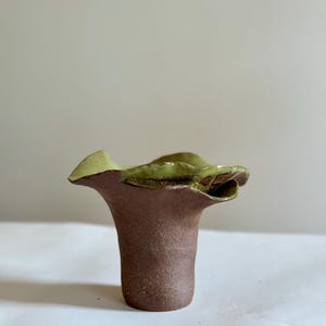 Small Sculptural Ikebana Vase, Handmade Ikebana Vase, Modern Ceramic Vase, Home Objects, Organic Look Pottery, D&#39;Earth Pottery, Wabi Sabi
