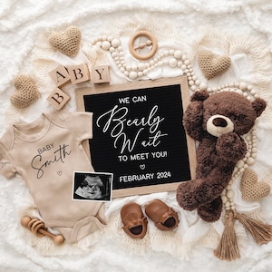 Pregnancy Announcement Digital Baby Announcement Editable Template Gender Neutral Pregnancy Reveal New Mom Bearly Wait To Meet You