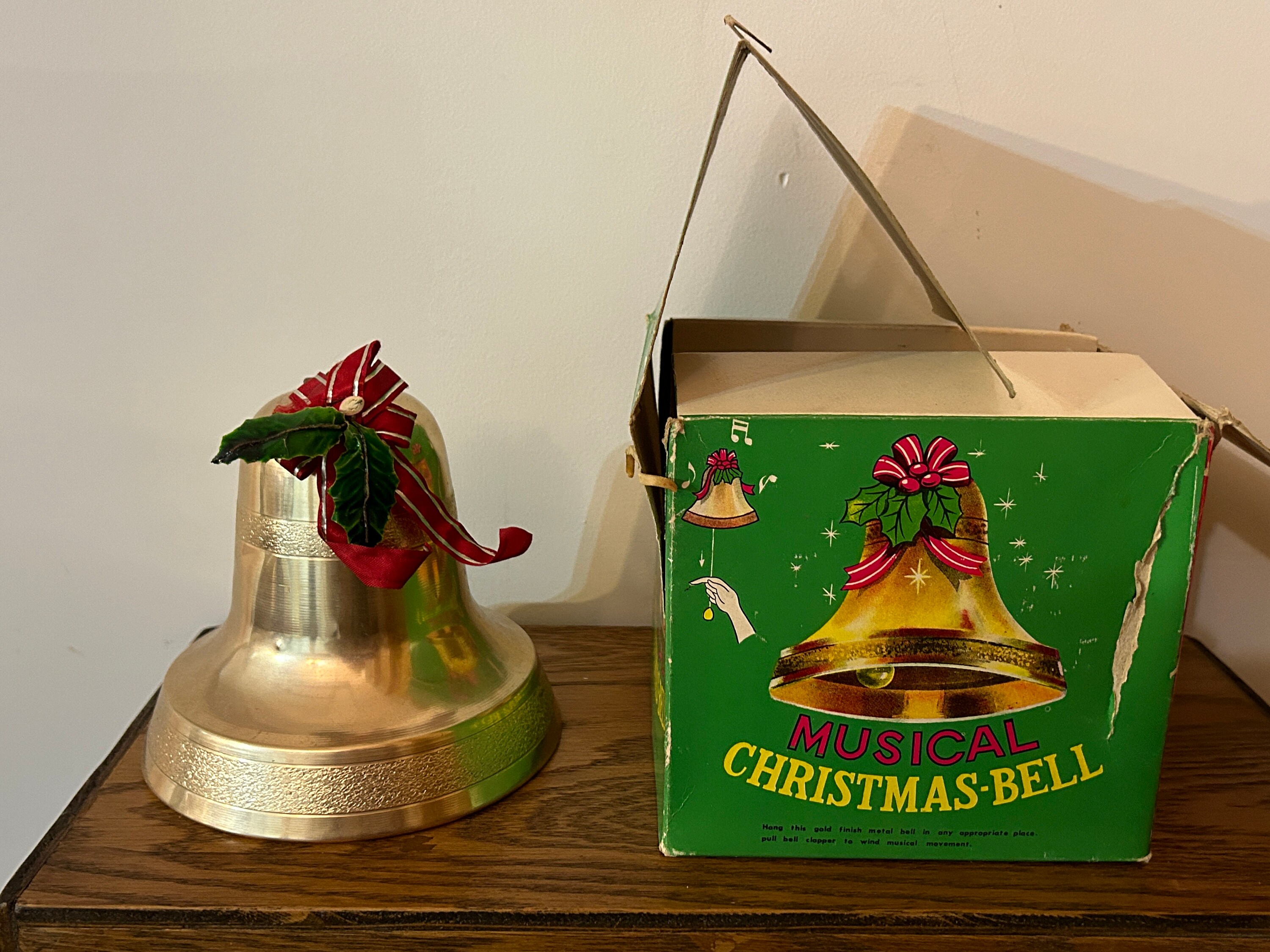 Bell's 1990 Christmas Decanter Whisky 75cl | Master of Malt
