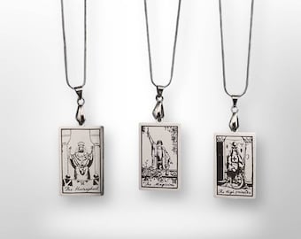 TAROT NECKLACE, Major Arcana Tarot Card, Rider Waite, Black or Silver Stainless Steel Pendant, Style Choices, Fortune Telling, Tarot Deck