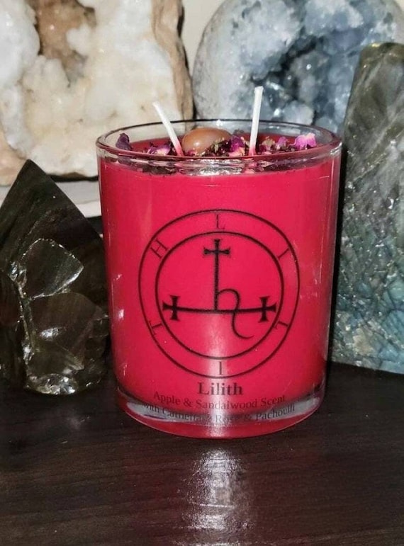 Lilith Offering Candle: Apple Sandalwood Scent, Carnelian Crystal