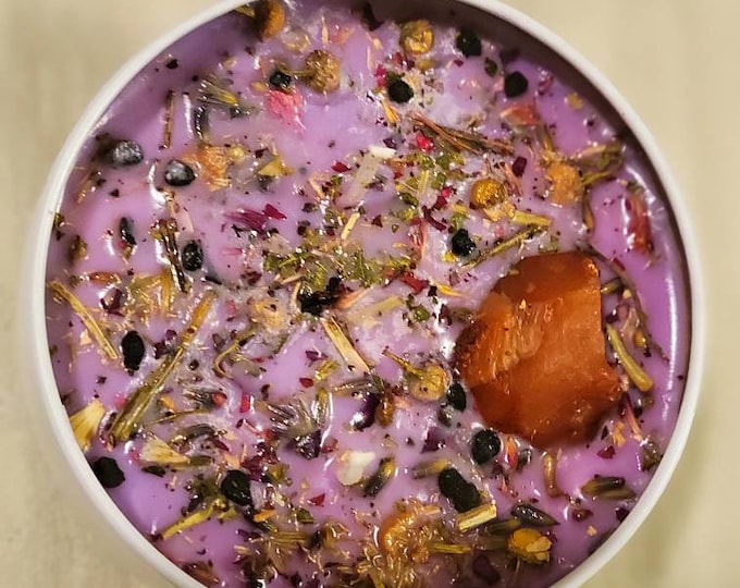 Inner Peace Spell Candle with Carnelian or Amethyst, Jasmine and Floral Scent, Soy Intention Candle