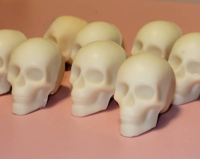 TIL DEATH Love Spell Skull Wax Melts