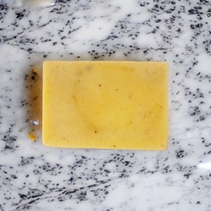 Shave Bar All Natural, No- Lather Shave Bar, Deep Moisture, Handmade, Chemical Free, Apples & Honey Scented