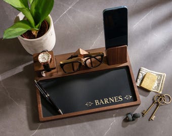 Engraved Groomsmen Valet Tray, Personalized Acacia Wooden Desk Catchall Organizer [R]