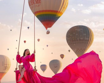 Vliegende jurk met volledige mouwen voor fotoshoot | Satijnen vliegende jurk | Lange trein fotoshootjurk | Zwierige jurk | Santorini vliegende jurk
