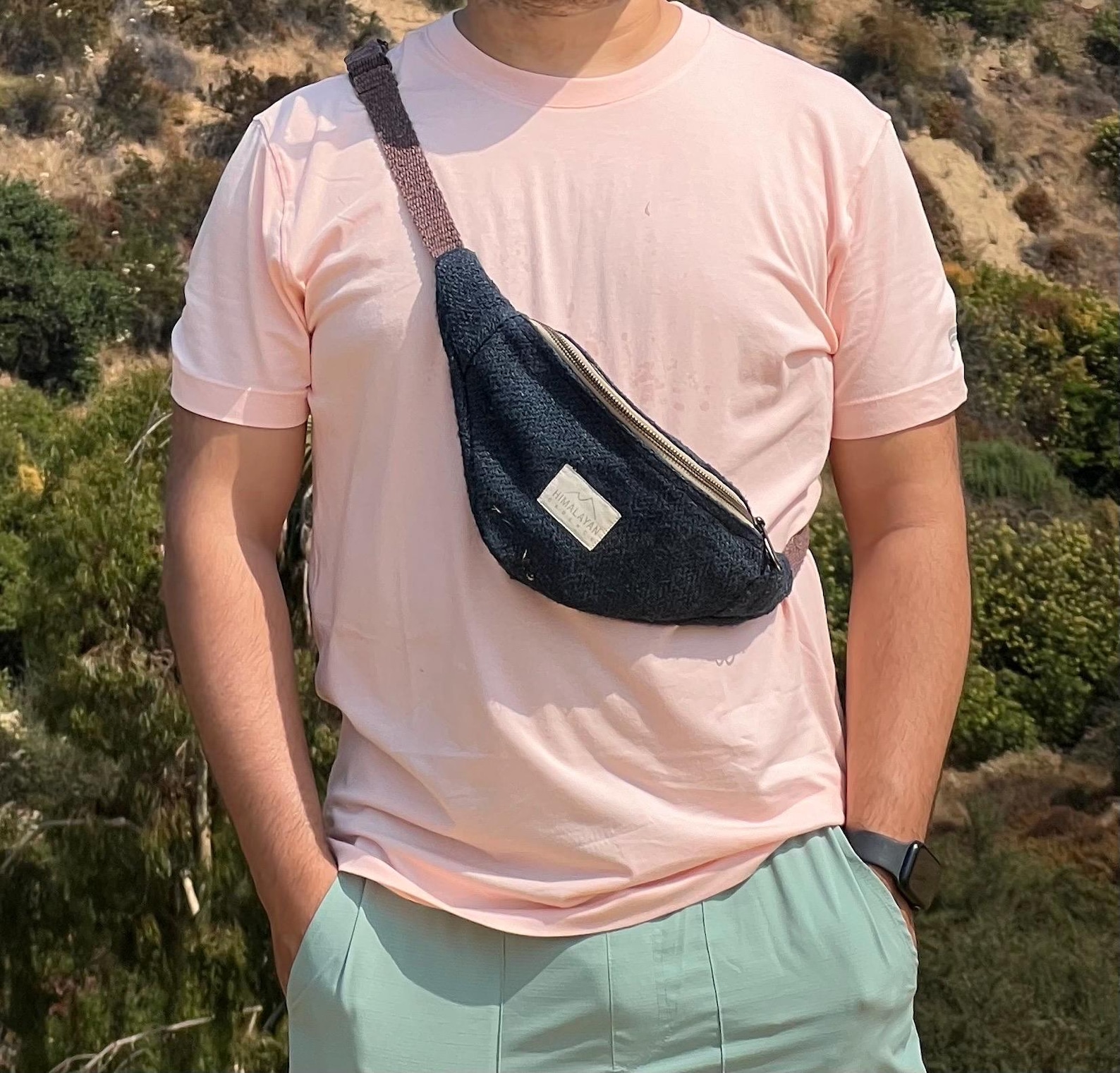 Handmade Hemp Fanny Pack: Sustainable Crossbody Waist Bag