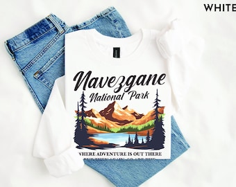 Navezgane National Park adventure, so are the zombies Long Sleeve Tee | 7 Days to Die