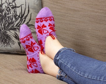 Hand-Knitted Bootie Slippers: Purple Floral House Socks (Size 36-37.5eu)