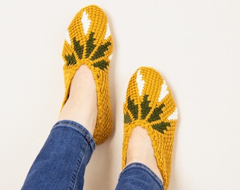 Chaussons Tricot Faits Main Jaune Et Noir - Tailles 37/38/39 - Neuf Sans Emballage