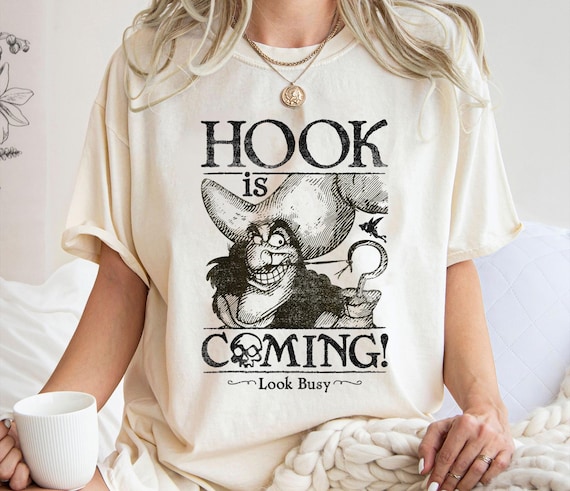 Captain Hook is Coming Look Busy Shirt, Peter Pan T-shirt, Never Land Tee,  Disney Family Vacation, Disneyland Trip -  UK
