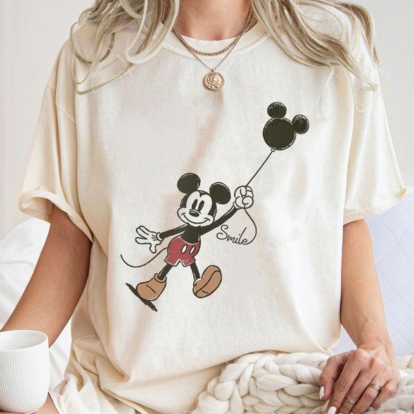 Vintage Mickey Ears Balloon Shirt, Mickey & Friends T-shirt, Magic Kingdom, Disney Family Vacation, Disneyland Trip