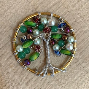 Small miscellaneous beaded wire tree