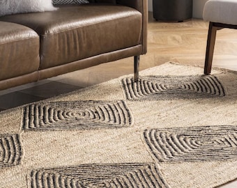 Handwoven Jute Area Rug: Rustic Braided Bohemian Decor