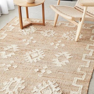 Natürlicher weißer Blumen-Juteteppich, hochwertige handgewebte Premium-Qualität im Boho-Stil Teppich, Boho Decor Teppich, marokkanischer nordischer Teppich