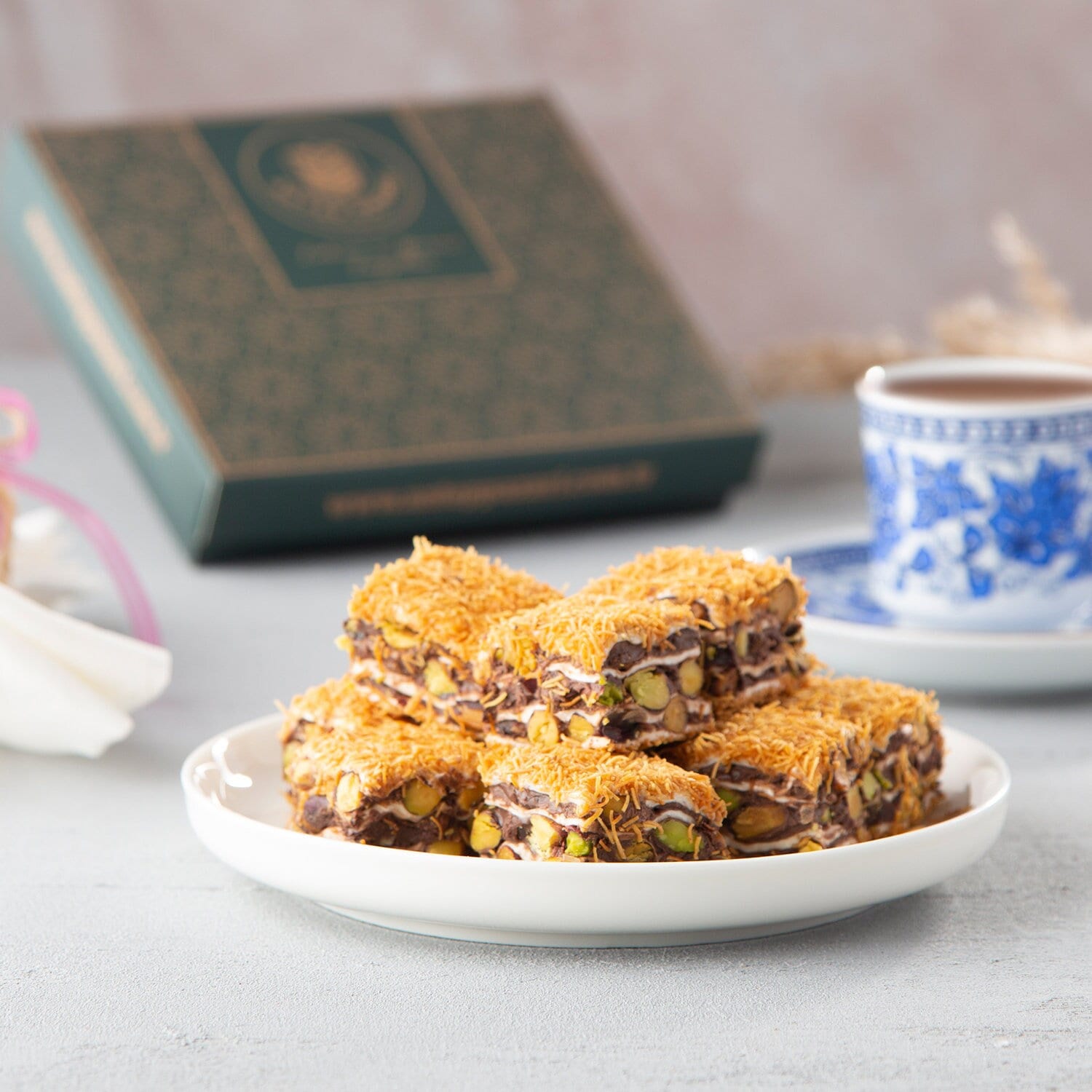 Special Baklava Turkish Delight with Kadaif and Pistachio, Gourmet Food, Sweet, Healthy Snack, Premium Gift, Turkish Delight, 250g-8.81oz