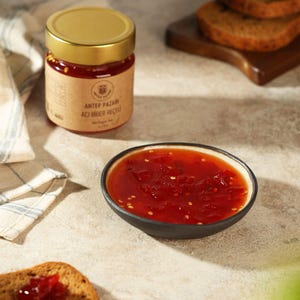Handmade Spicy Pepper Jam, Gourmet Hot Pepper Jelly, Artisan Chili Preserve, Gourmet Marmalade, Breakfast Condiment,Foodie Gift, 250g-8.81oz