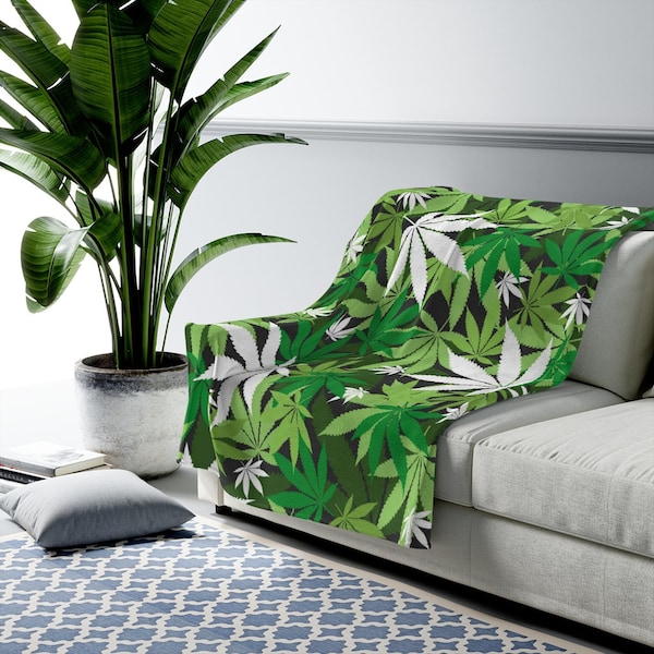 Cannabis Blanket, Marijuana Leaves Plush Blanket, Green Cannabiss Plant, Hemp Throw Blanket, Weed 420 Ganja Stoner Bedroom Decor, Gift