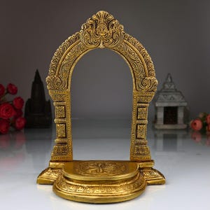 Handmade Brass Shinghashan with Prabhavali: Pooja Mandir Stand (10.5 Inch)