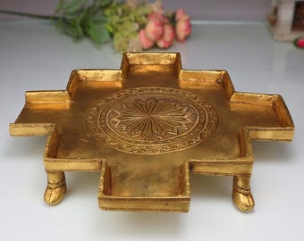 Bhunes Brass Abhishek Patra Plate Somasutra Soma Sutra Somsutra Peetam Mandir Shower Peetha for Idols Chowki Bajot, Gold, 1 Piece